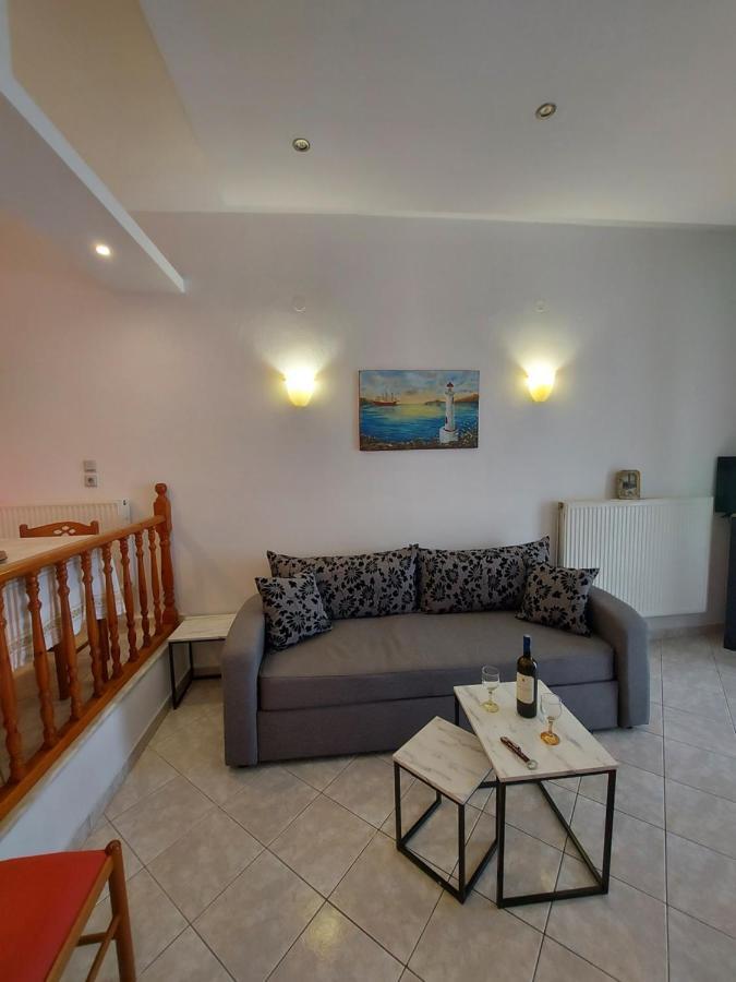 George'S Apartment 罗查基恩 外观 照片